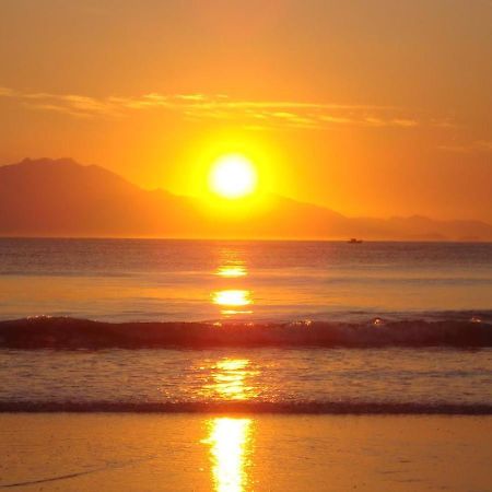 Pousada Recanto Do Teimoso Ubatuba Ruang foto
